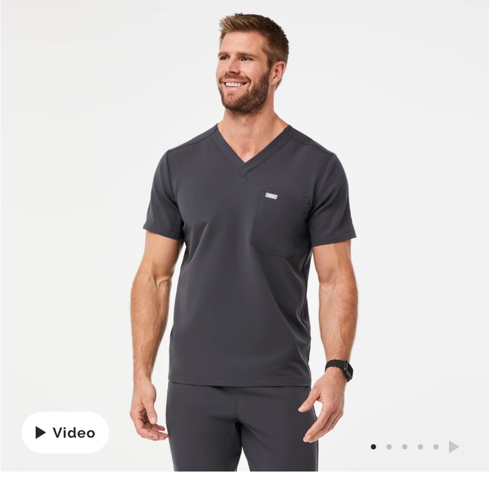 Figs Small Charcoal Scrub Top & Pants
